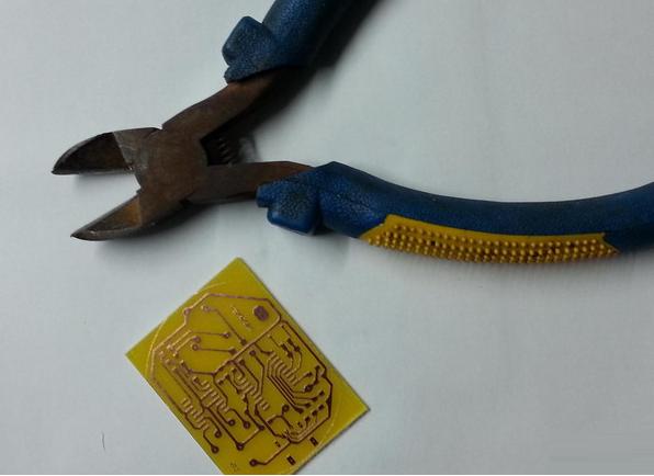 DIY:10元打造浑厚重低音音箱 电路图配件齐全(图)