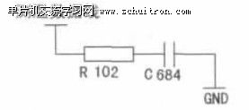 图1:并接在DS18B20数据线上的阻容电路 图1:并接在DS18B20数据线上的阻容电路