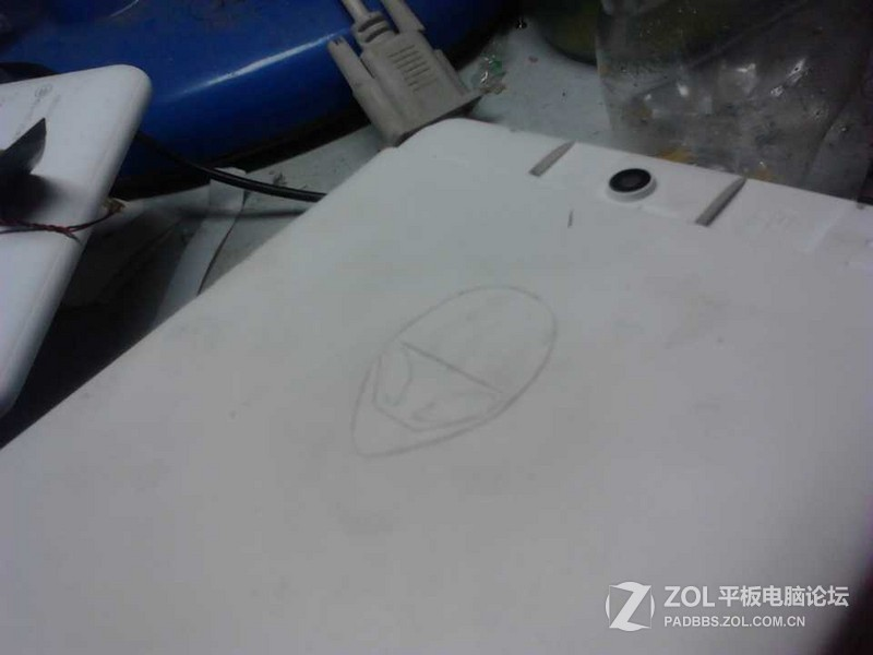 DIY:牛人教你如何亲手打造外星人平板