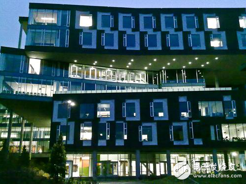 卡耐基梅隆大学
