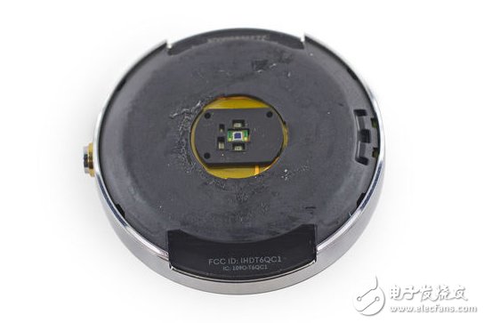 Moto 360暴力拆解:足以秒杀Apple Watch的智能手表?